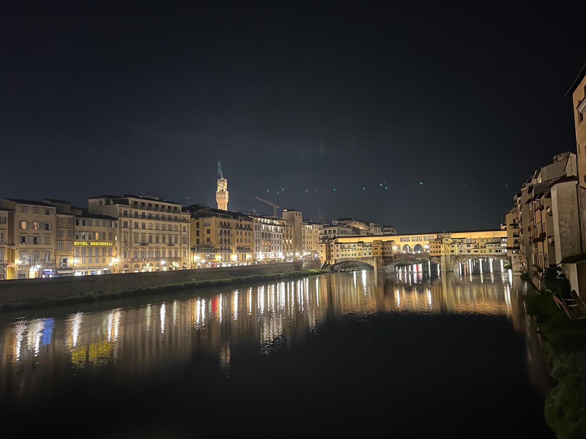 Cozy Duomo Dante Uffizi Firenze Central Exterior foto